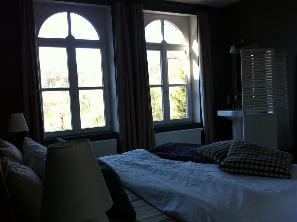 B&B Les Dépendances Namur Chambre photo
